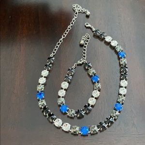 Necklace and bracelet set